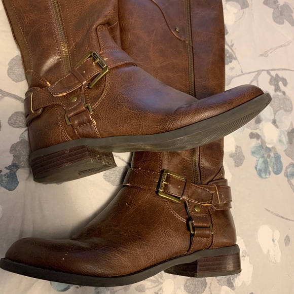 Guess Shoes - Guess boots size 6